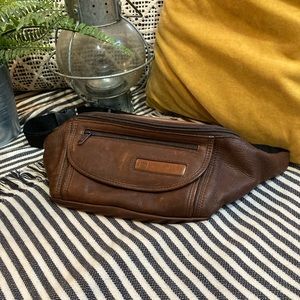 Vintage LLBean TRAVELER Leather Fanny Pack